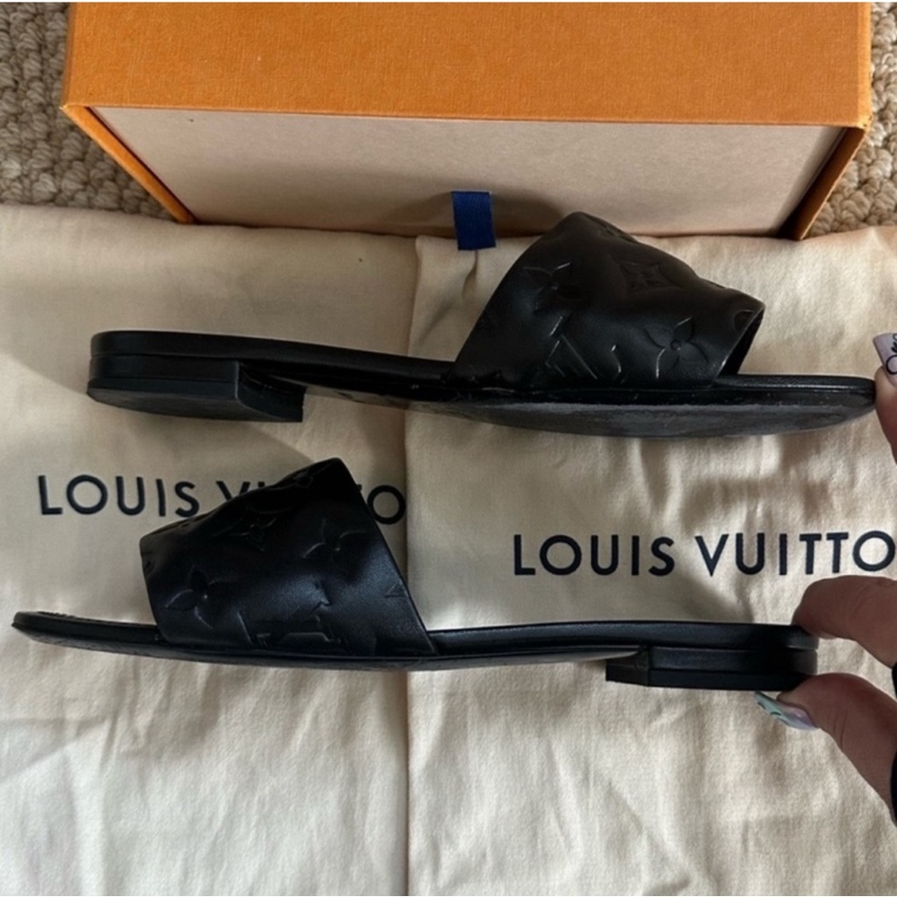🌸💯Authentic Louis Vuitton Revival Mule Sandal - Picture 10 of 14